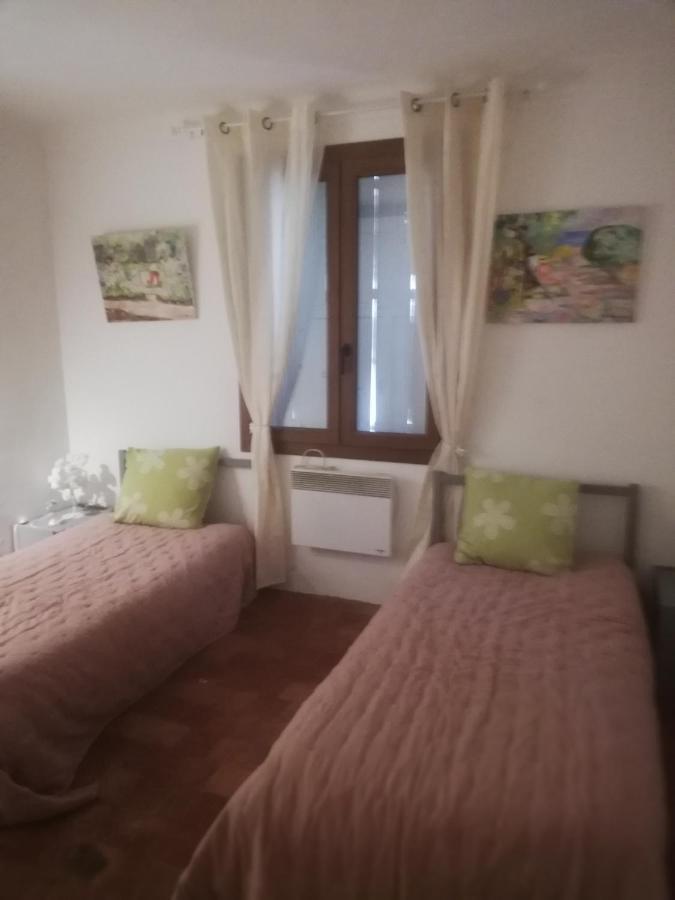 Apartmán Sweet Provence Bis LʼIsle-sur-la-Sorgue Exteriér fotografie